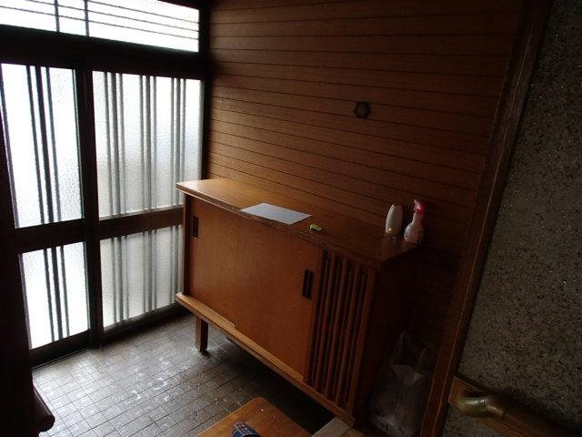 Entrance. Indoor (12 May 2013) Shooting