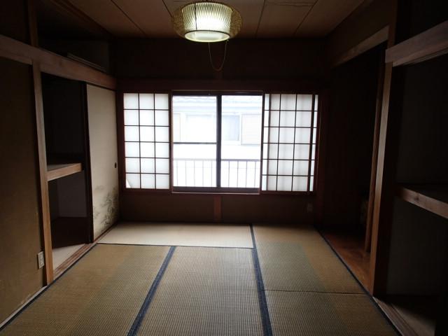 Non-living room. Alcove, 2 floor closet 2 or plants with / 6-mat Japanese-style room ☆