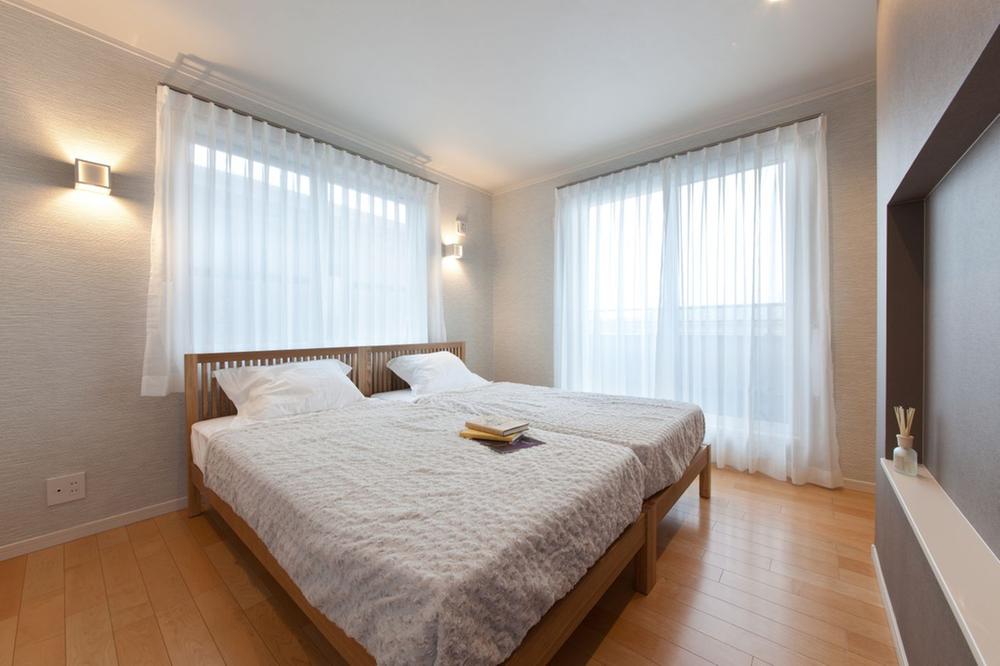 Other building plan example. The bedroom is enough to become as calm space for rest of the body.