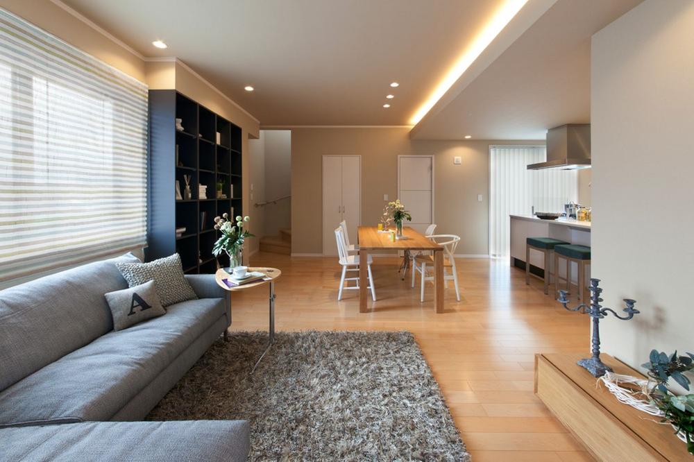 Building plan example (introspection photo). In the arrangement of the window with an emphasis on lighting, During the day it will be very bright living.