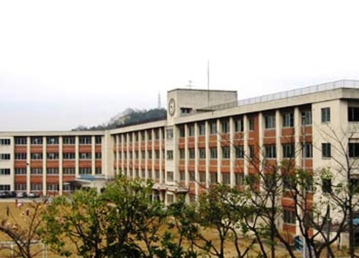 Primary school. 645m until Kashiwabara Municipal Asahigaoka Elementary School