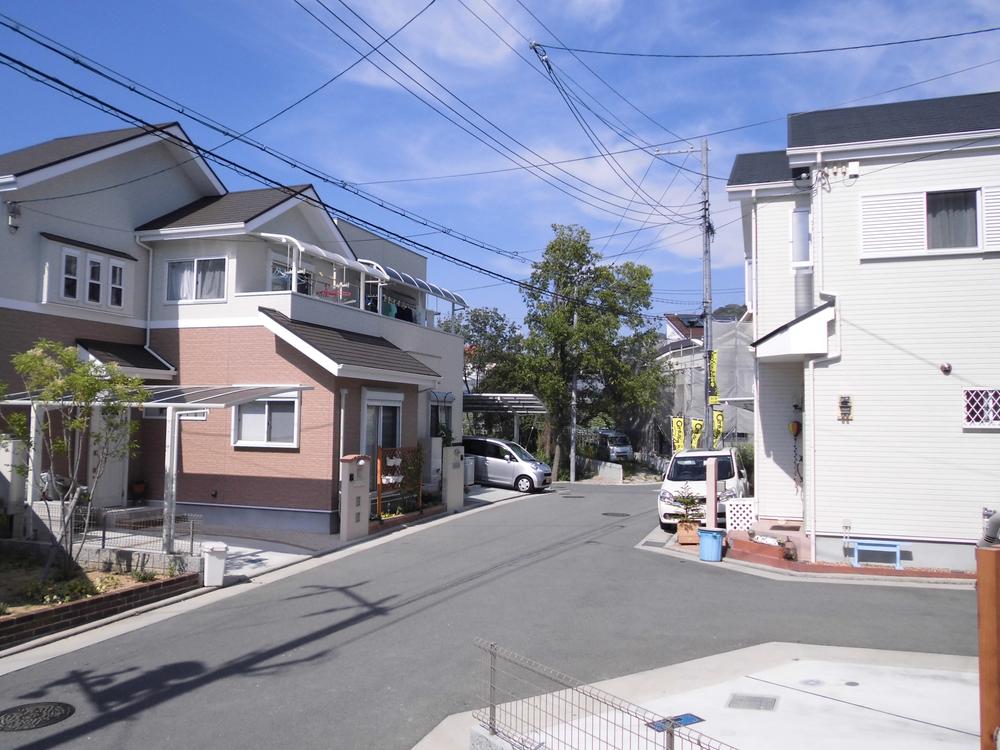 Local appearance photo. Local (10 May 2013) Shooting