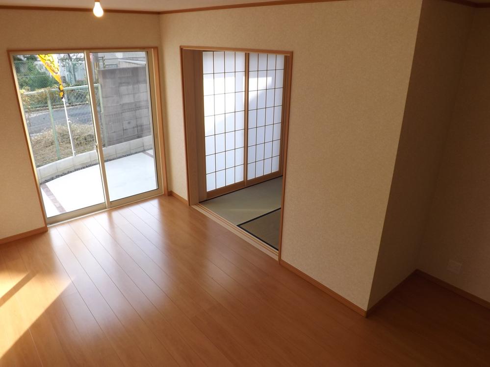 Living. Local photos (living)