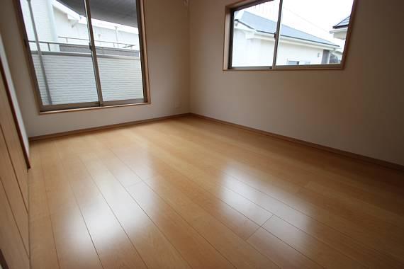 Non-living room. Storage space equipped with the entire room! !