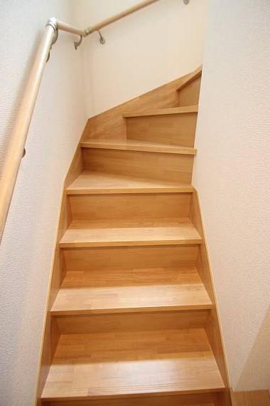 Other. Stairs with a handrail! ! Peace of mind ・ It is safe! !