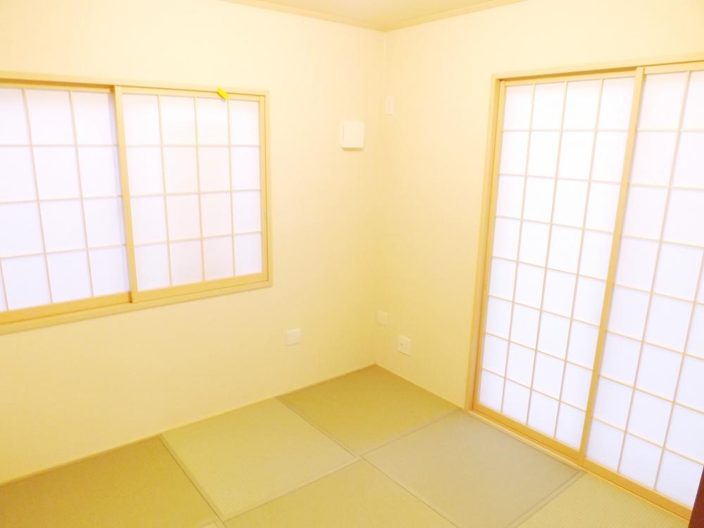 Non-living room. Local photos (Japanese-style)