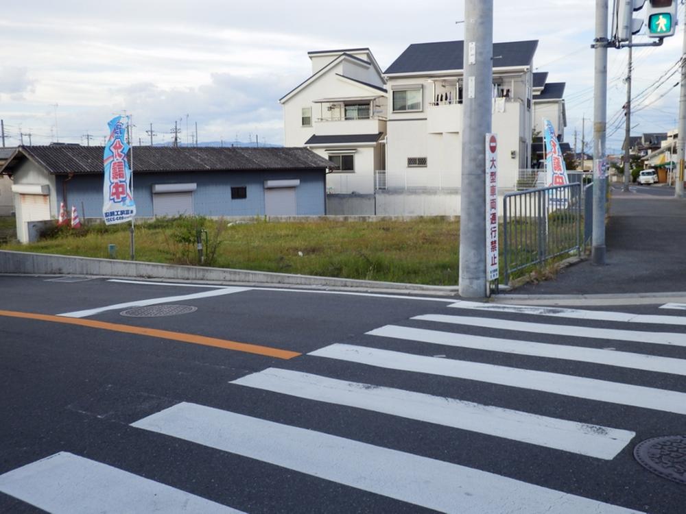 Local land photo. Local (10 May 2012) shooting