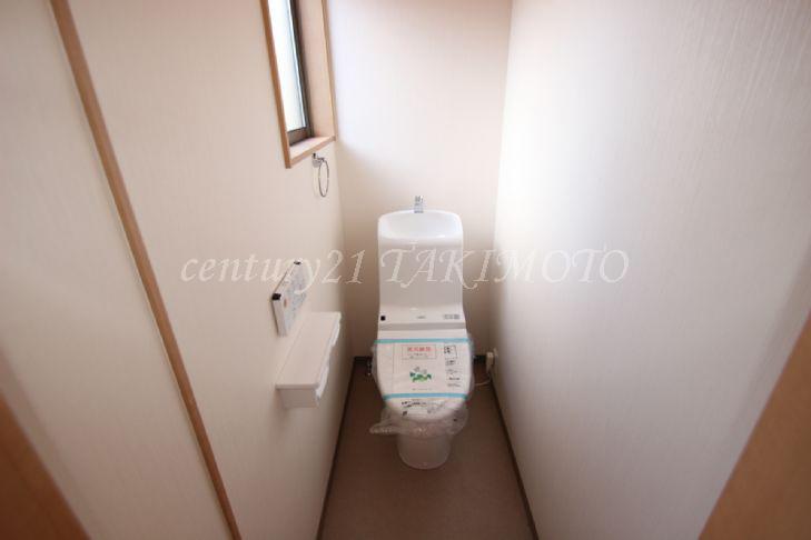 Toilet. Toilet There are two points of the first floor second floor!