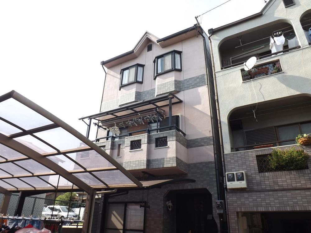 Local appearance photo