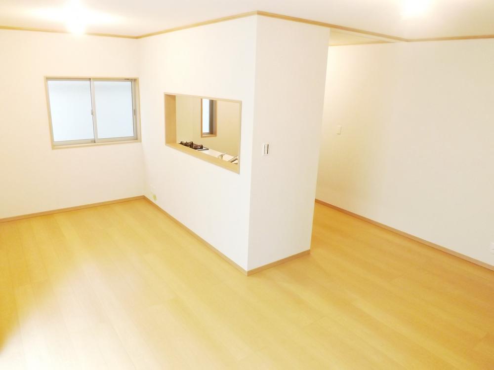 Living. Local photos (living) Unnecessary and easy care wax!