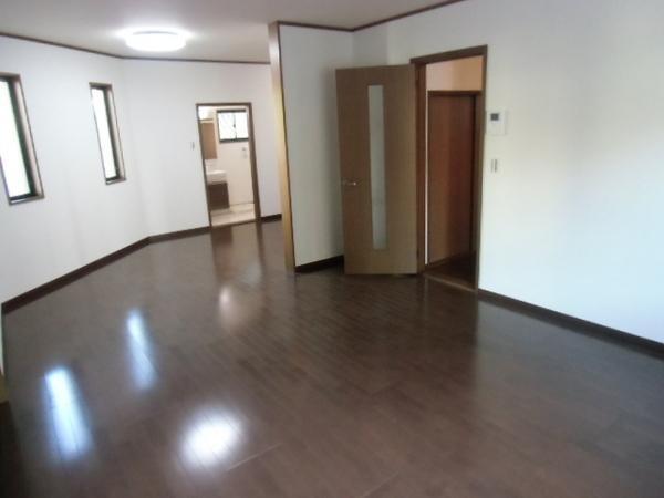 Living. 19 tatami mats of living that call your friends can also be home party ☆ 