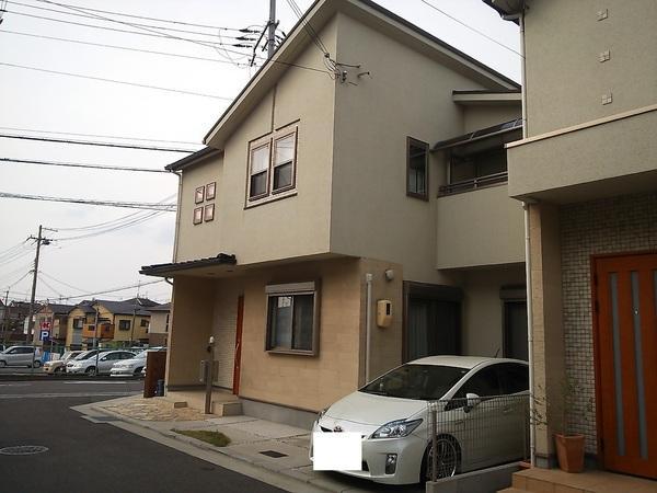 Local photos, including front road. Happy corner lot, Parking space two Allowed