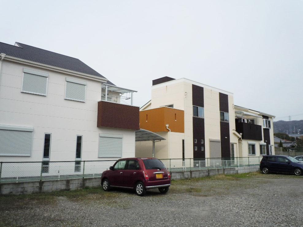 Sale already cityscape photo. Streets a presence of power board.