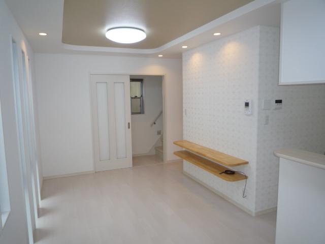 Living. Living is located very is a feeling of cleanliness in white