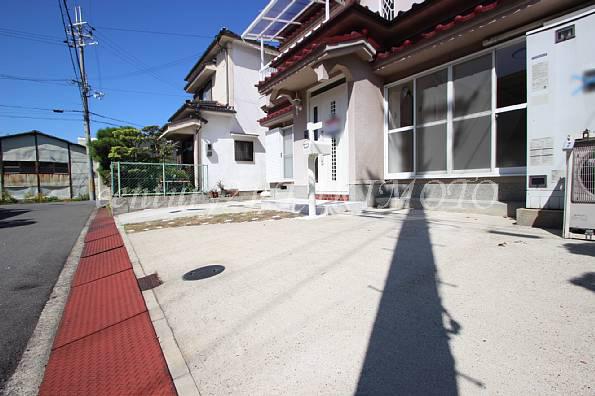 Parking lot. Spacious parking space! Car three PARKING!