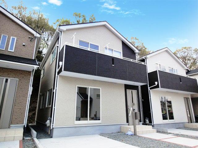 Same specifications photos (appearance). In harmony with the surrounding cityscape, Is a sophisticated appearance does not come in tired. (The company example of construction photos)