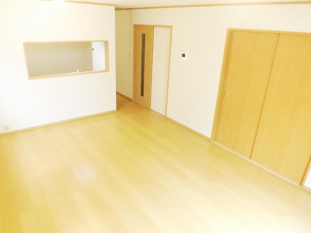 Living. Local photos (living) Unnecessary and easy care wax!