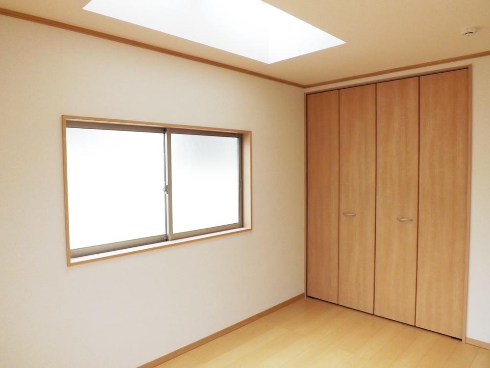 Other introspection. Local photos (Western-style)