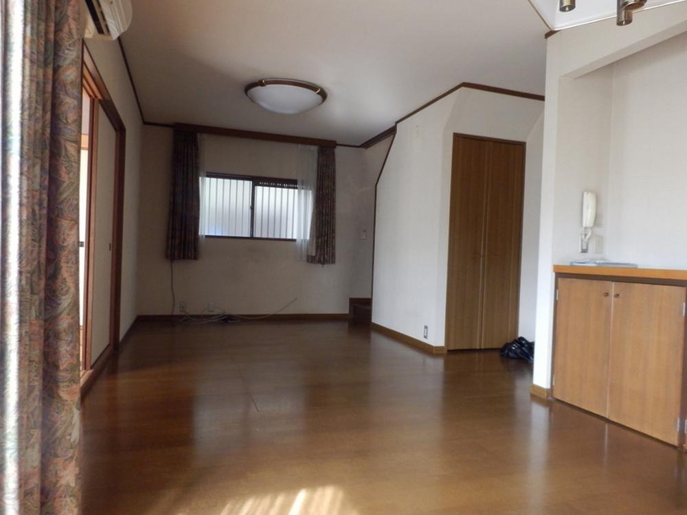 Living. Indoor (September 2012) shooting