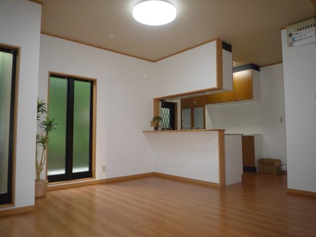 Living. It is still living is face-to-face! 