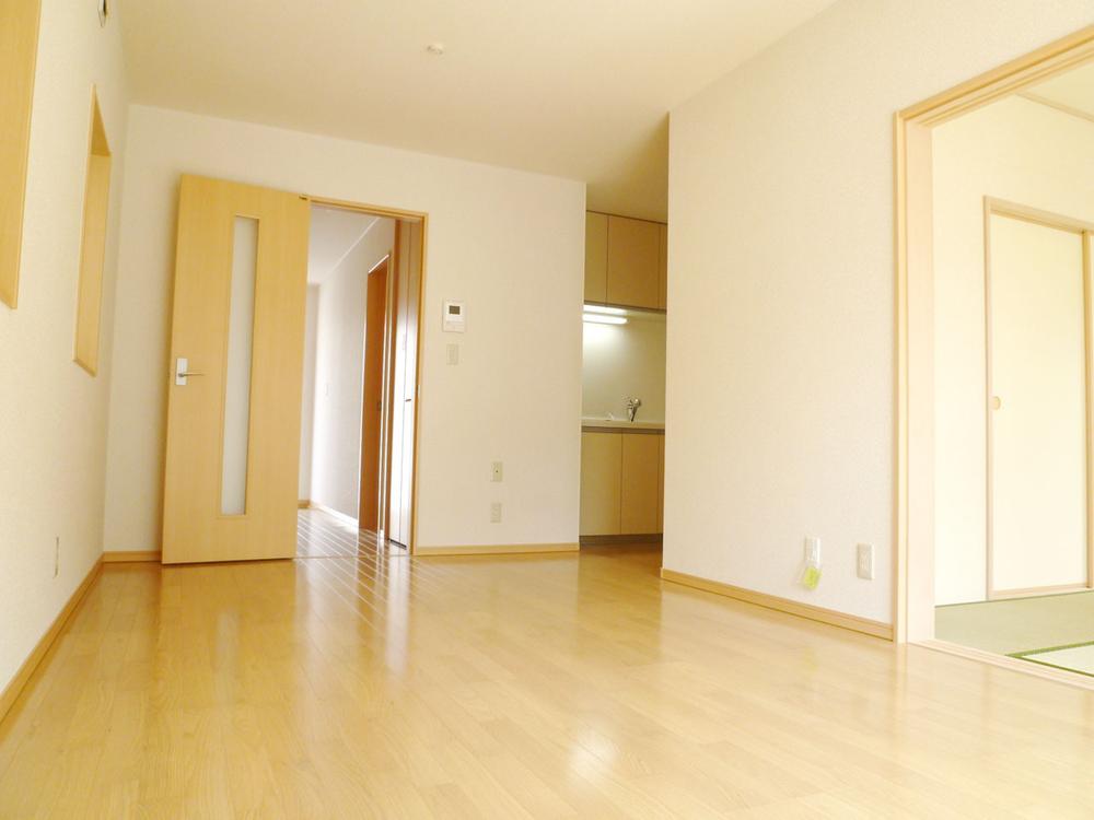 Living. Local photos (living) Unnecessary and easy care wax!