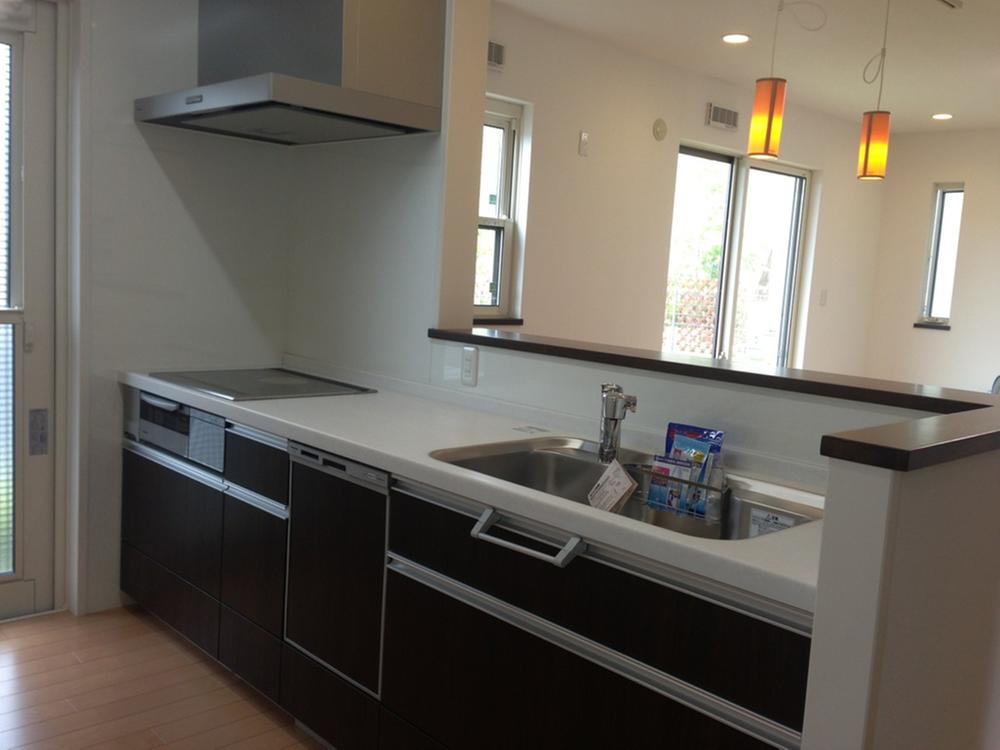 Kitchen. Indoor (July 2013) Shooting