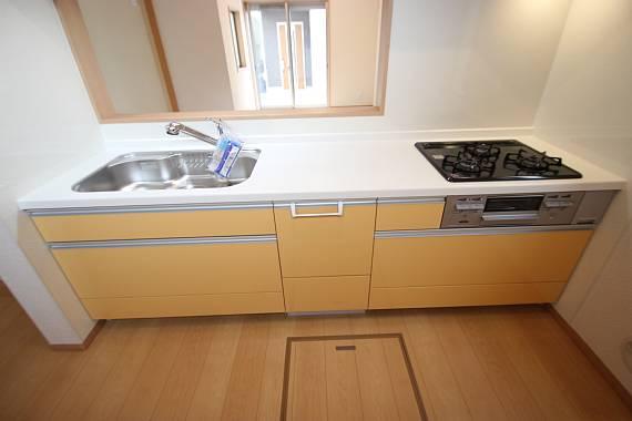 Kitchen. Convenient all-sliding! !