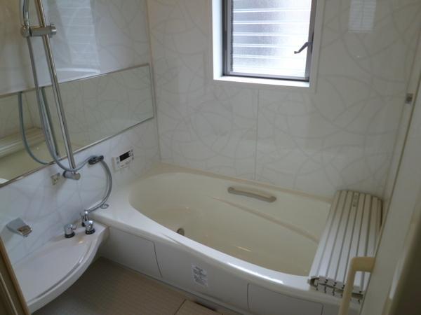 Bathroom. Comfortable bath time with the bathroom dryer