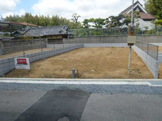 Local land photo. Local Photos