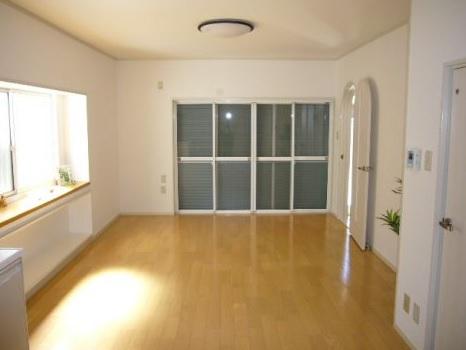 Living. Local appearance photo Living with a good daylighting