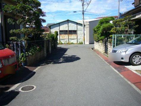 Local photos, including front road. Local appearance photo Spacious front road