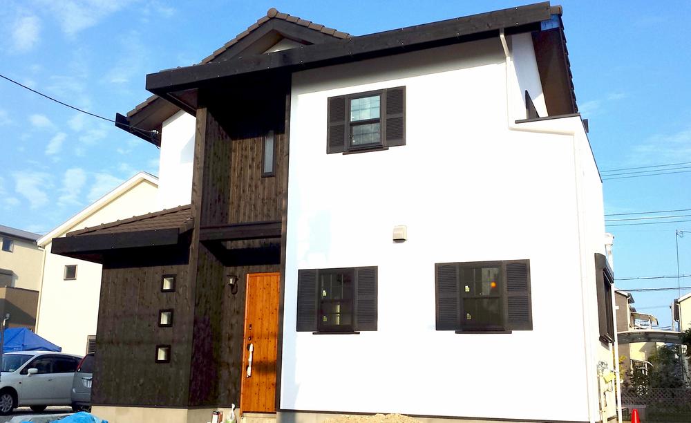 Local appearance photo. 2013 / 9 / Strongly in appearance earthquake of calm atmosphere in the 25 plaster wall, Get the seismic grade 3 of the highest grade