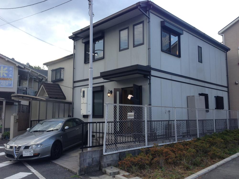 Local appearance photo. Local (11 May 2013) Shooting