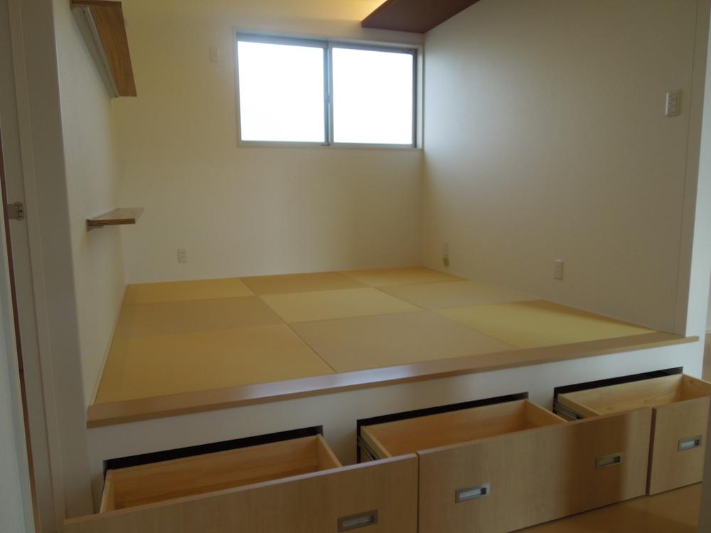 Building plan example (introspection photo). Japanese-style room, Lower receiving