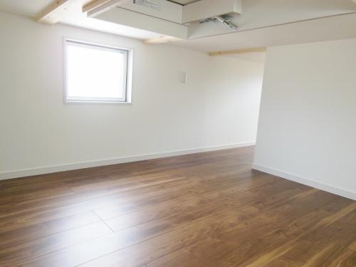 Model house photo. 2 Kaiyukashita Storeroom