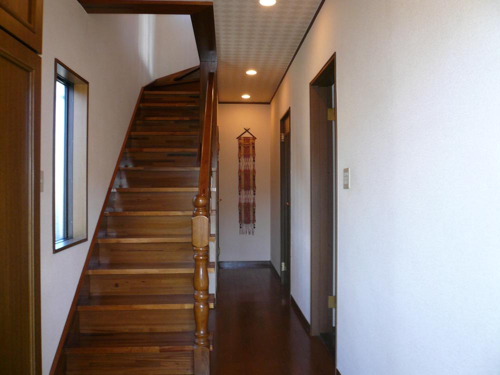 Entrance. Local (10 May 2013) Shooting