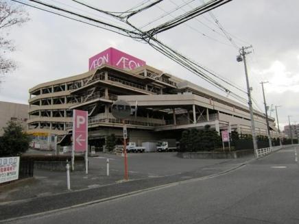 Supermarket. 1700m walk 21 minutes to the ion east Kishiwada shop