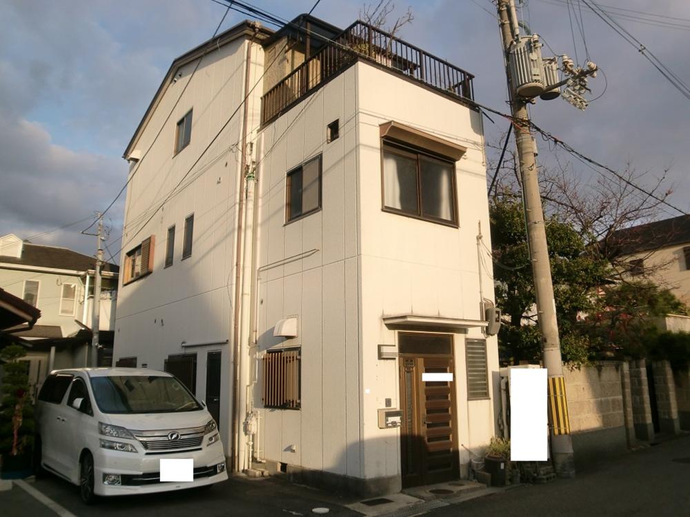 Local appearance photo