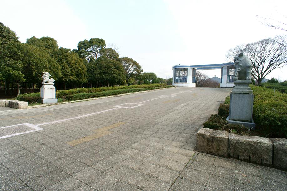 park. 700m to Central Park