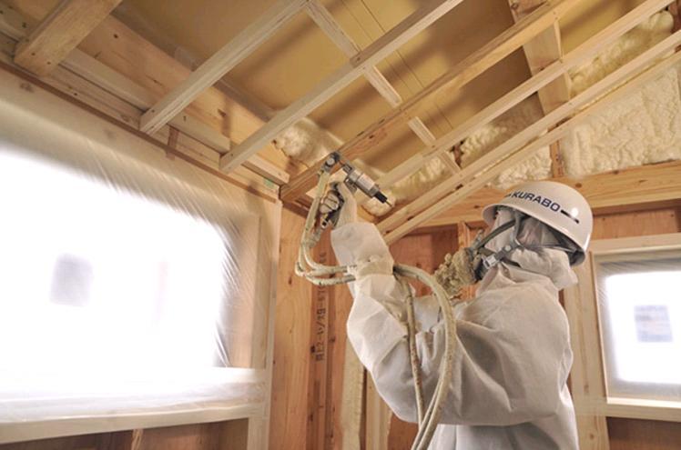 Other. Insulation is adopted "Kurabo grace of the house system.". Not only the wall, roof, Spray directly urethane foam in the field until the floor. In the house, such as the gap postcard one sheet following thermos.