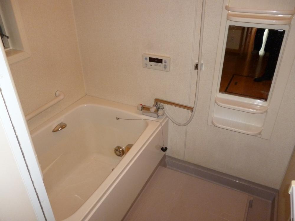 Bathroom. Room (May 2013) Shooting