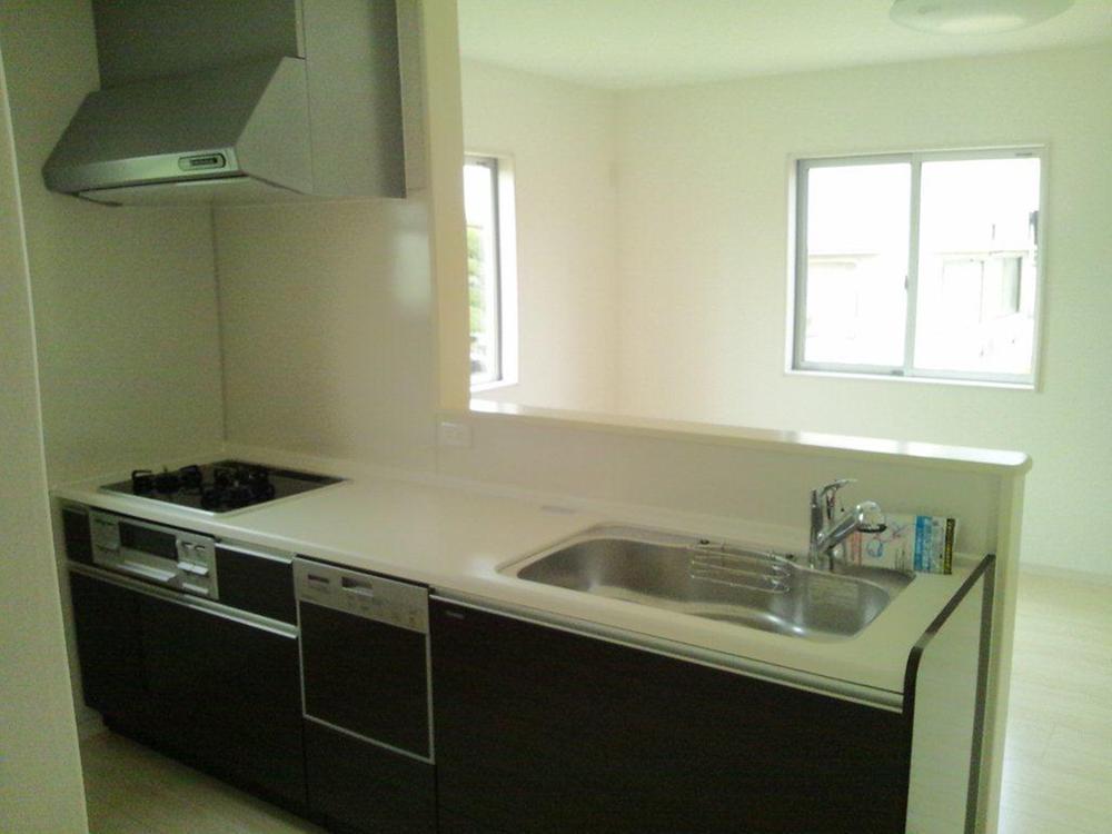 Kitchen. Local (July 2013) Shooting