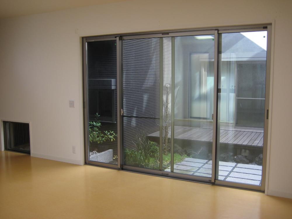 Living. Indoor (January 2012) shooting