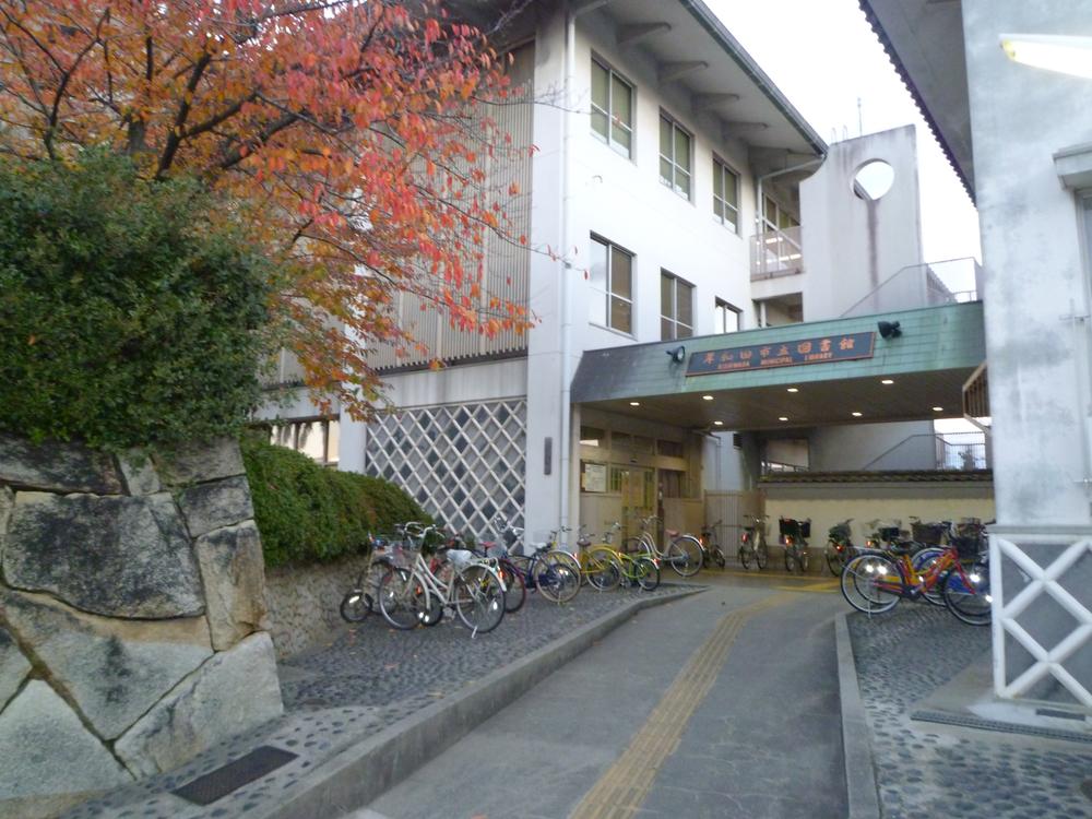 library. Kishiwada 453m to Public Library