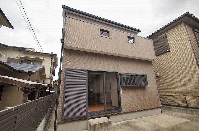 Local appearance photo