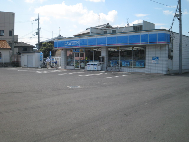 Convenience store. 360m until Lawson Kishiwada Ikejiri the town store (convenience store)