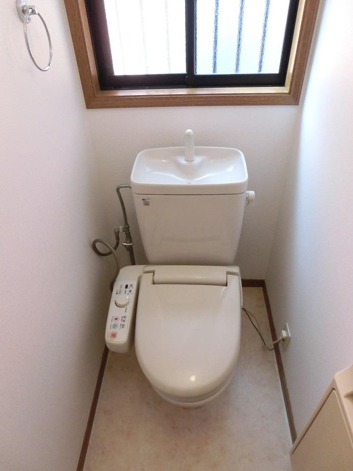 Toilet