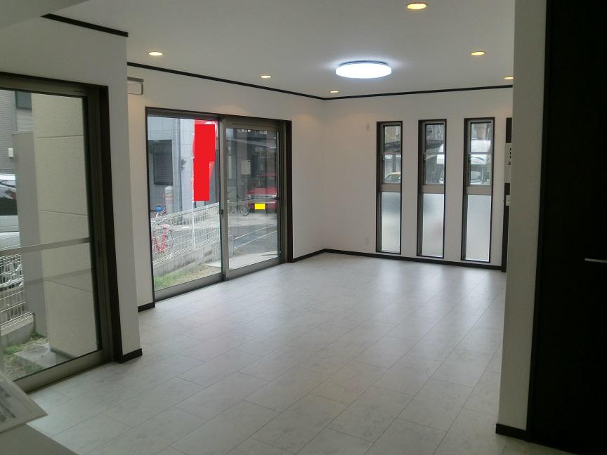 Living. Living spacious 18.5 Pledge Windows are many bright living