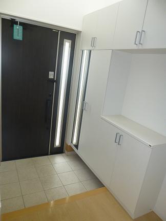 Entrance. Local (May 2013) Shooting