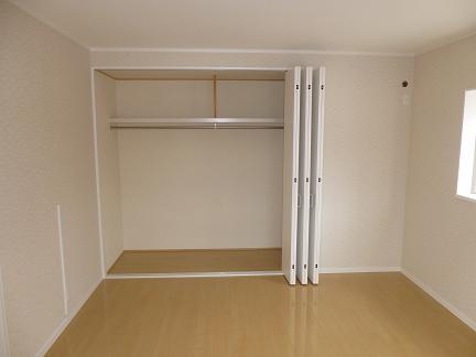 Non-living room. Local (May 2013) Shooting